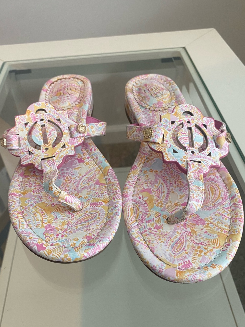 Crown & Ivy paisley pink sandals